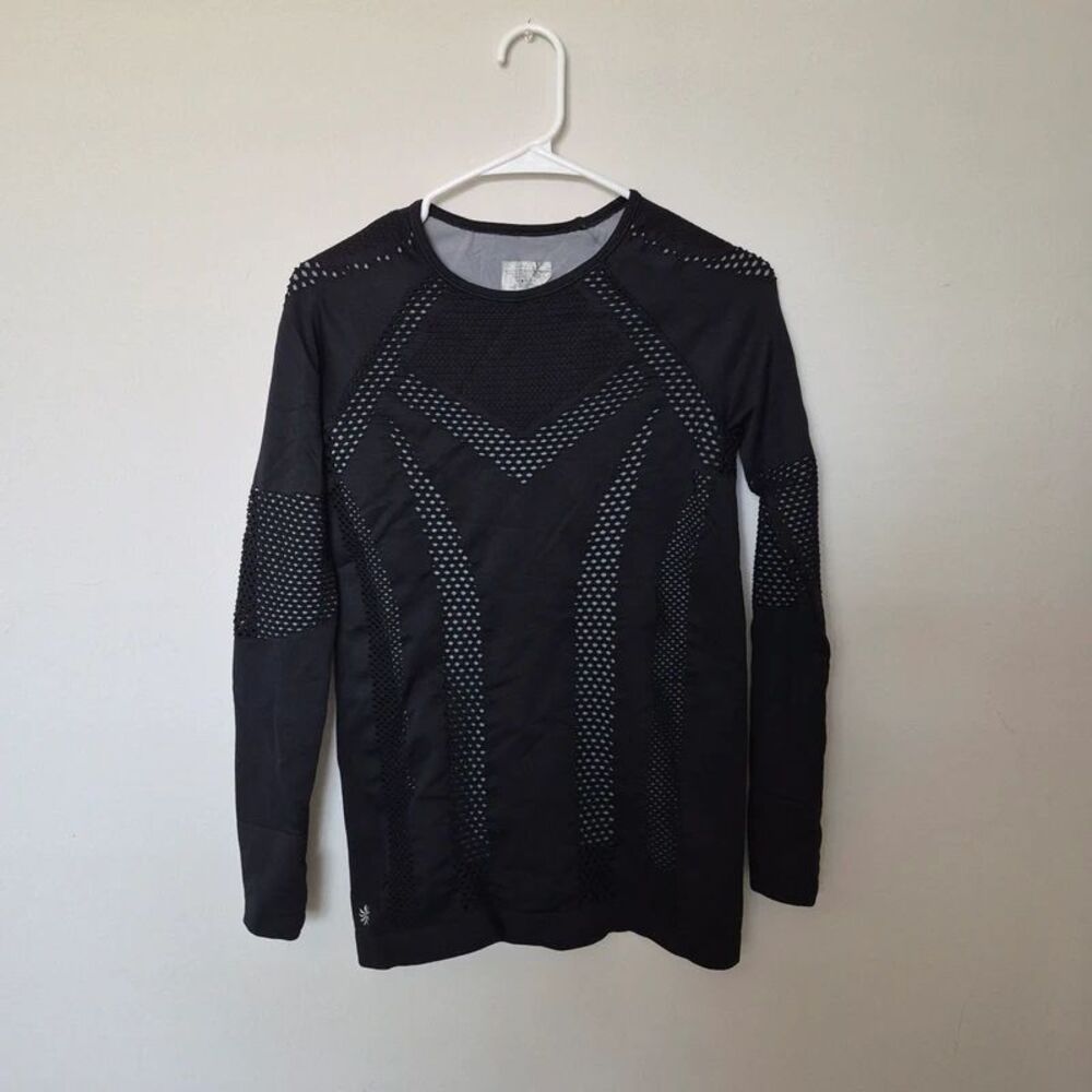 Womens Athleta Long Sleeve Activewear Top